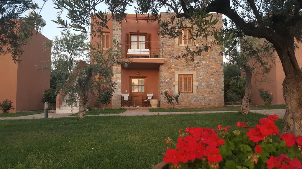Liotrivi Historical Mansion And Boutique Hotel モネンバシア エクステリア 写真