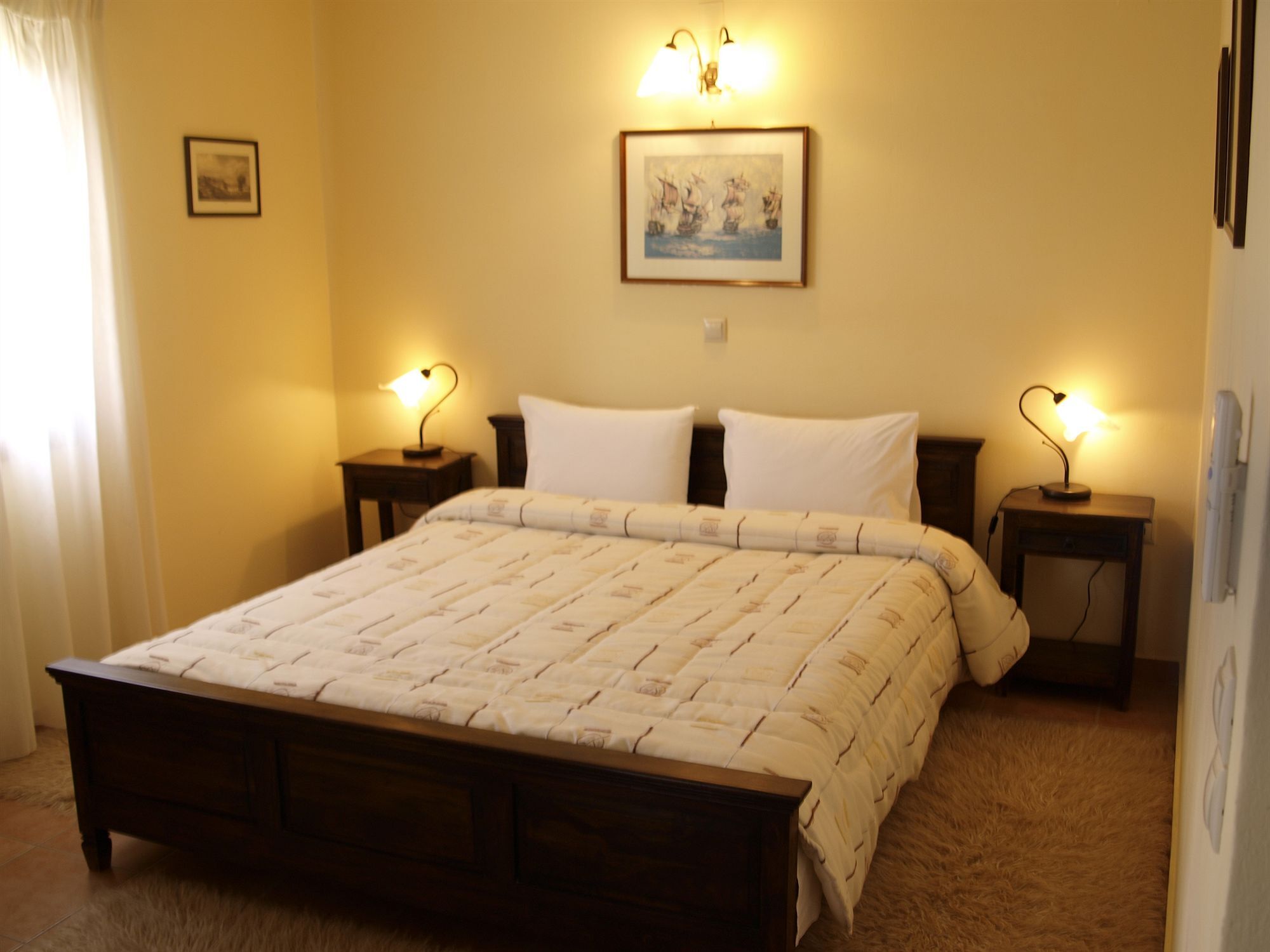 Liotrivi Historical Mansion And Boutique Hotel モネンバシア エクステリア 写真